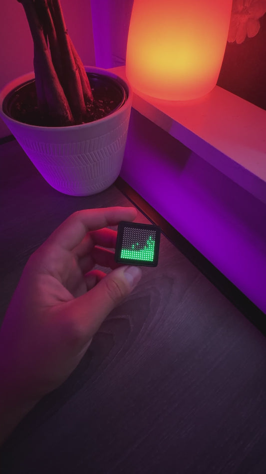 FluxCube™ — Gravity LED Desk Gadget
